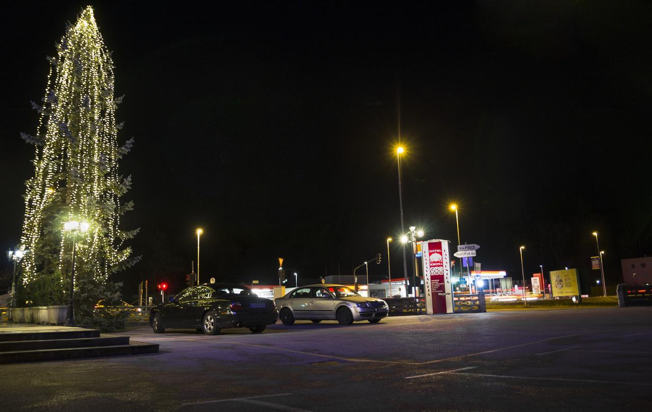 Hotel Krona Domžale Dış mekan fotoğraf